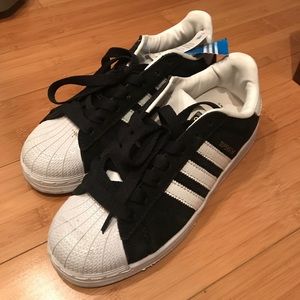 Superstars Size 6.5